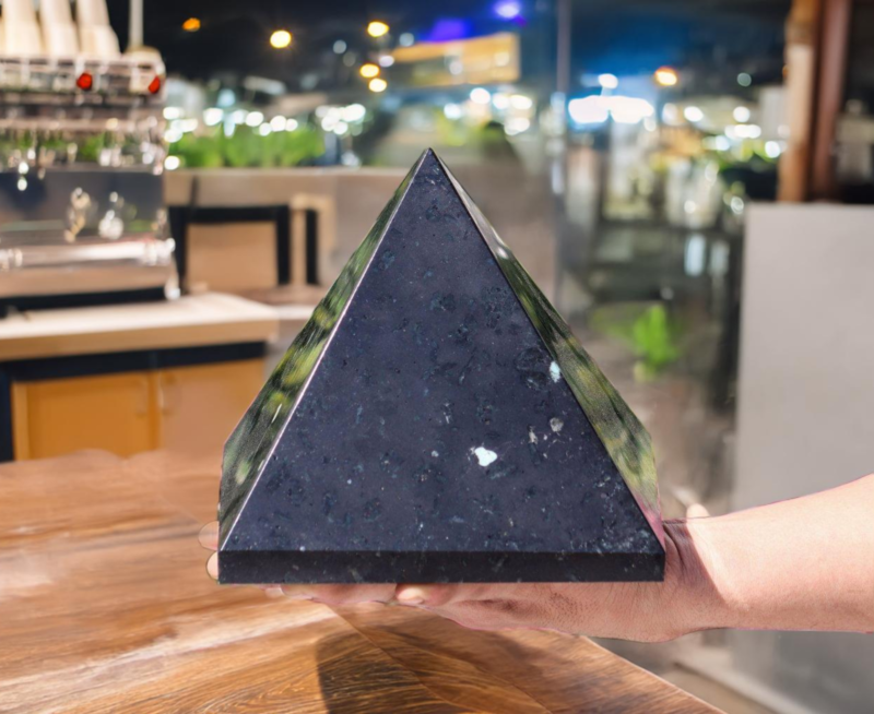 Black Tourmaline Pyramid 165mm - Protective Healing Crystal, Spiritual Chakra