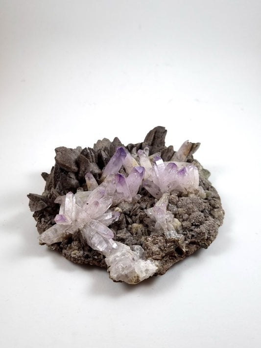 Amethyst and Calcite Vera Cruz Crystals on matrix - Height: 4 cm - Width: 9.5 cm- 140 g