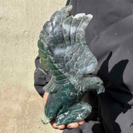 0.69kg Natural agate eagle skull carved Quartz Crystal skull Healing