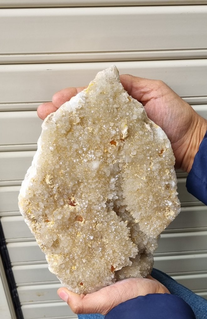 Celestine Crystals on matrix - Height: 25 cm - Width: 17 cm- 7 kg - (1)