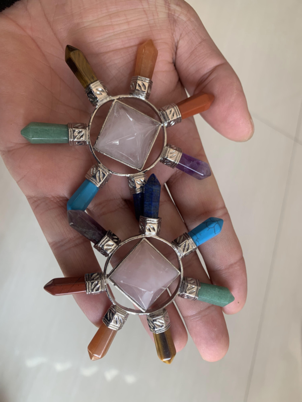 Top 1 Natural Seven-Pulse Wheel Launcher Quartz Crystal Point Pyramid Repair
