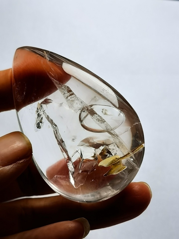 Tibetan Manifestor Crystal Oval 1 Big Visible Moving Bubble Enhydro  2.44 in