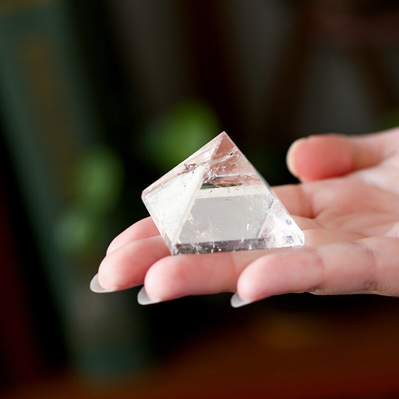 Natural Quartz Crystal Energy Tower Pyramid Healing Reiki Gemstone Decor Gift