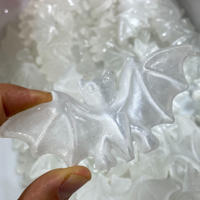 Natural Gypsum Selenite bat  Hand Carved Quartz Crystal Reiki healing 1PC