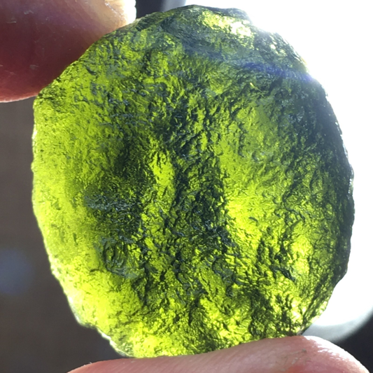 73.5Ct MOLDAVITE From Czech Republic From Meteorite Impact With Chips