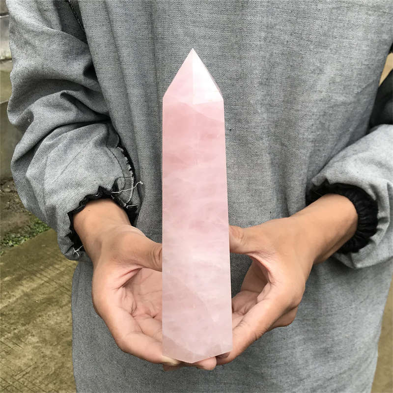 1.06kg Natural Rose Quartz Obelisk Quartz Crystal Point Wand Healing Gem