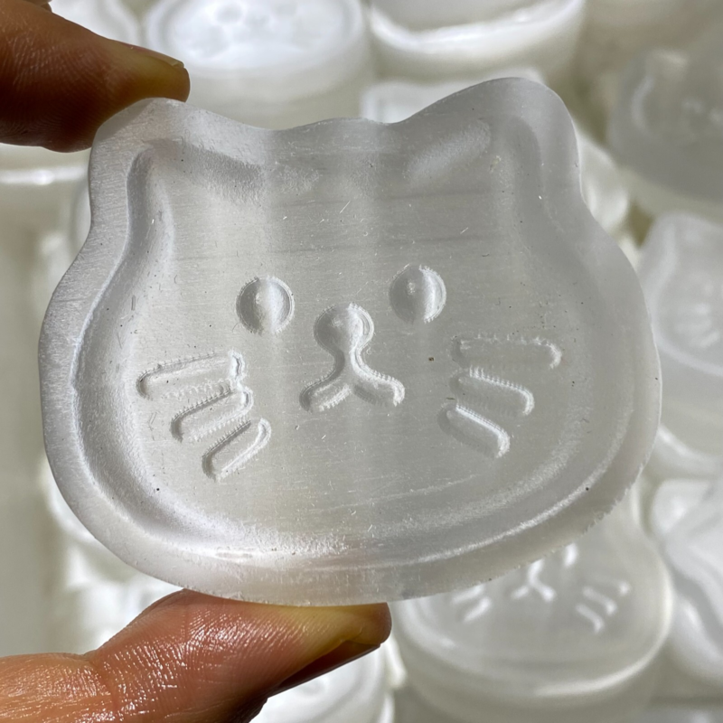 Natural Gypsum Selenite cat Hand Carved Quartz Crystal Reiki healing 1PC