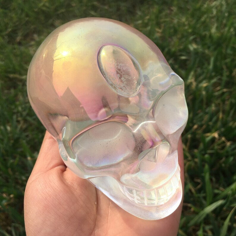 Rainbow Titanium Aura Clear Melting Stone Skull Reiki Heal Crystal sculpture
