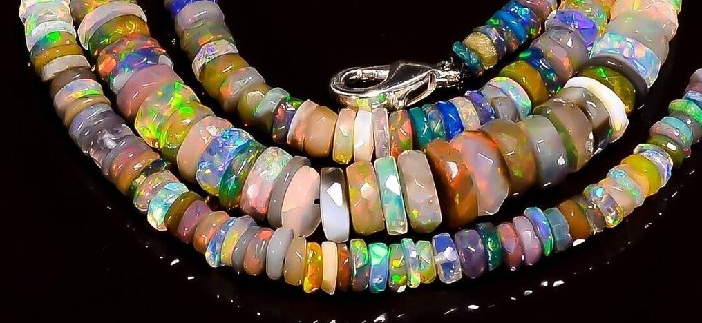 1 Natural multicolour Ethiopian Welo opal faceted beads necklace - 64.5 Cts.- 12.9 g