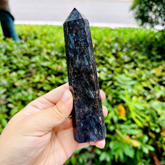 303g Natural Firework Stone Quartz Obelisk Crystal Wand Point Tower Healing