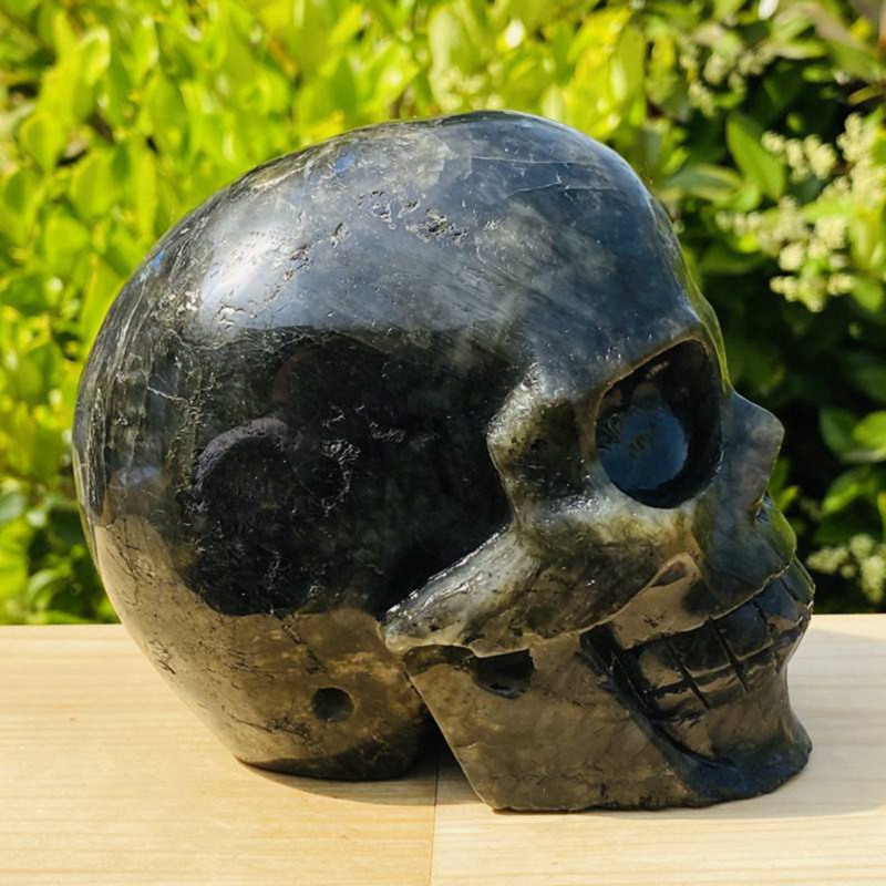 1531g Natural Beantiful Fluorite Quartz Skull Hand Carved Crystal Healing Skull