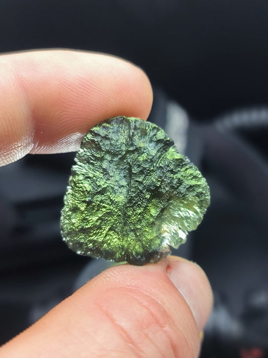 Superb quality MOLDAVITE from Chlum, South Bohemia - Czech Republic - Height: 27 mm - Width: 27 mm - 6.9 g