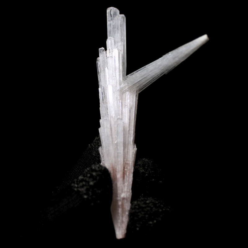 Natural Crystals Shape Random Scolecite Crystals Stone Piece For Collection 1 Oz