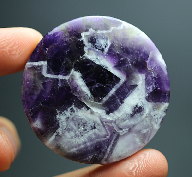 168.7Ct Natural Purple Crystal Amethyst "pyramid" Quartz Pendant Polished