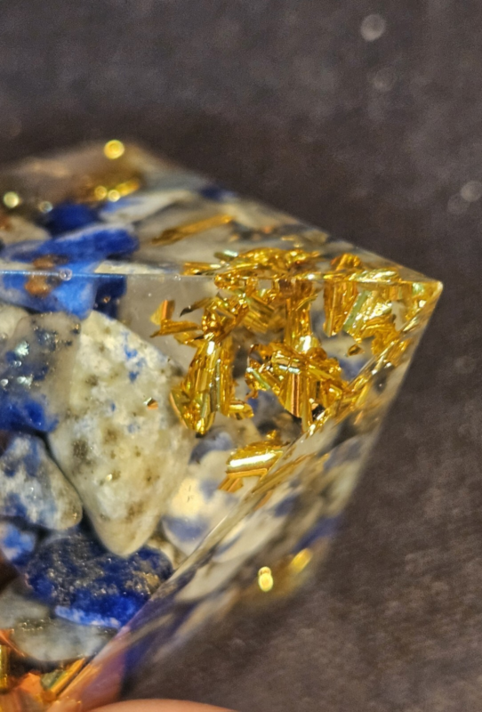 2 Orgonite Resin Pyramids Lapis Lazuli Black Onyx Gold Leaf Stone Chips Reiki