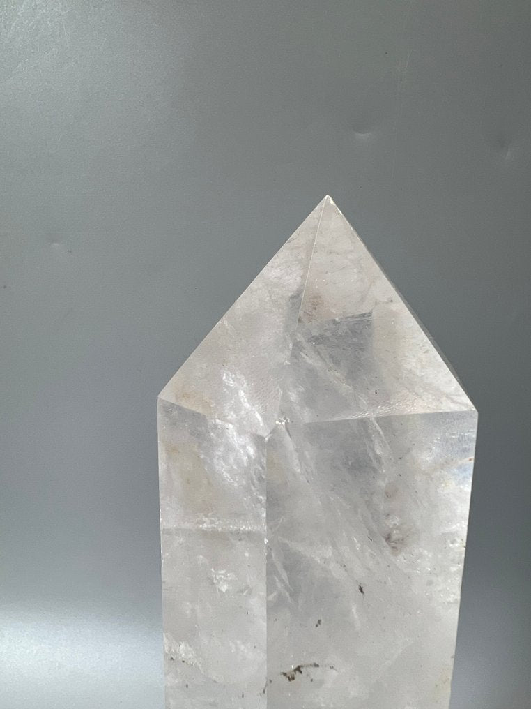 Clear Quartz - Tower - Point - High Quality - Natural Stone Collectible Crystal - Made in Brazil - Height: 260 mm - Width: 65 mm- 1600 g