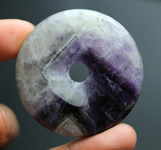 146.4Ct Natural Purple Crystal Amethyst "pyramid" Peace Buckle Pendant Polished