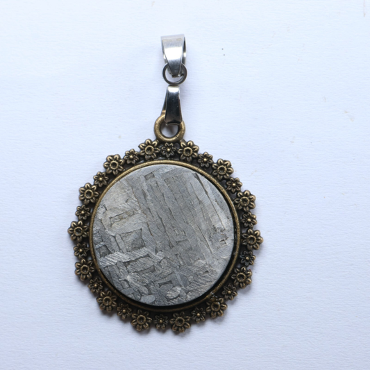 Muonionalusta meteorite Necklace pendant R2213