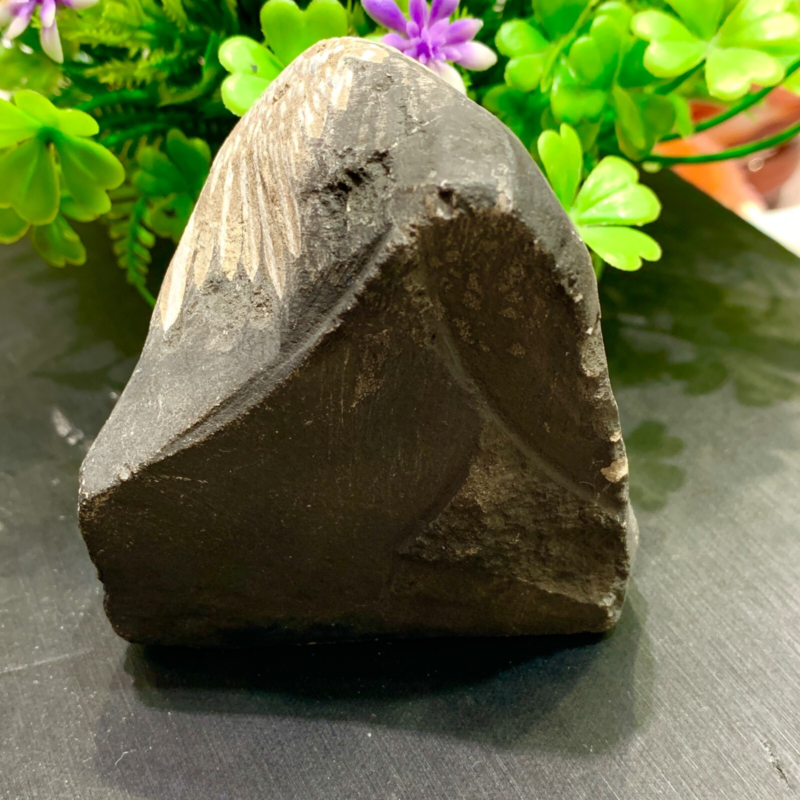 240g Natural Gems Chrysanthemum Crystal Palm Stone Materials Energy Specimen