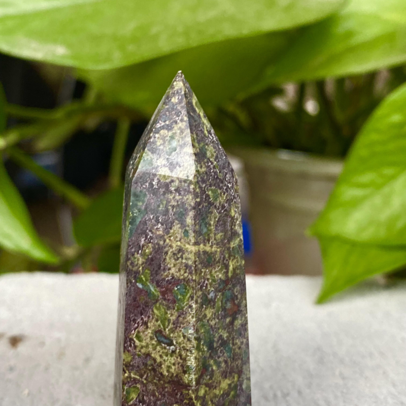 61G Natural Dragon Blood Column Obelisk Crystal Column Wand Point Healing Stone