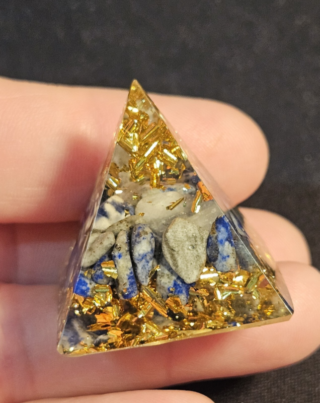 2 Orgonite Resin Pyramids Lapis Lazuli Black Onyx Gold Leaf Stone Chips Reiki
