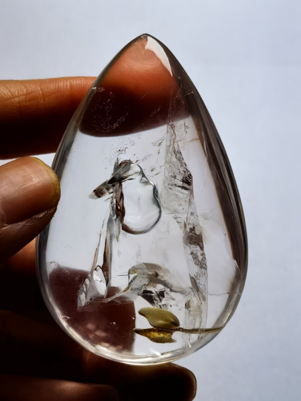 Tibetan Manifestor Crystal Oval 1 Big Visible Moving Bubble Enhydro  2.44 in