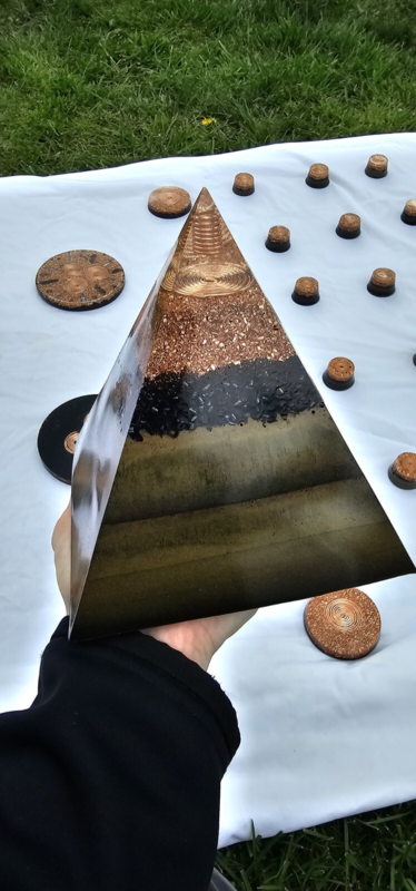 Orgonite Pyramid 6" x 6" x 6" copper coil, metal powder, quartz