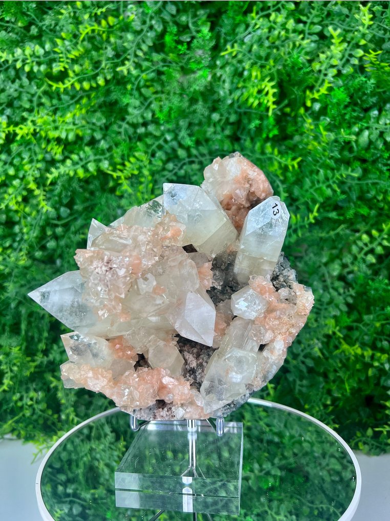 AAA quality Apophylite x stilbite XXL Crystals - Height: 11 cm - Width: 17 cm- 1500 g