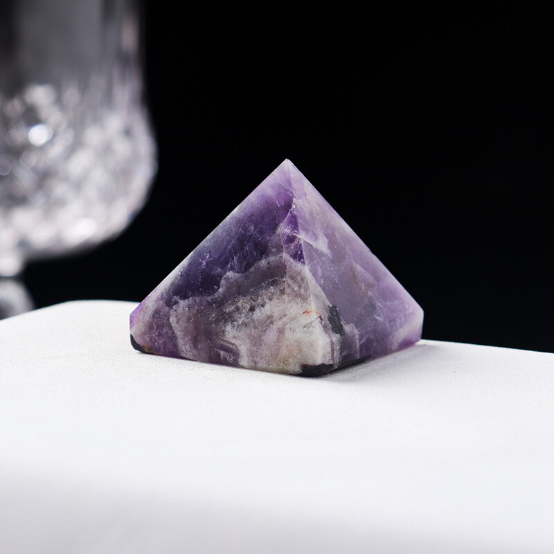 Natural Quartz Crystal Energy Tower Pyramid Healing Reiki Gemstone Decor Gift