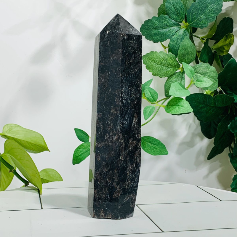852g Natural Firework Stone Quartz Obelisk Crystal Wand Point Tower Healing