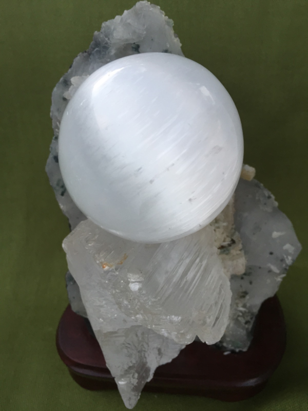60 mm Selenite Sphere With Stand White Selenite Crystal Sphere Gypsum Reiki Heal