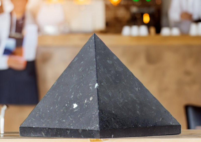 Black Tourmaline Pyramid 165mm - Protective Healing Crystal, Spiritual Chakra