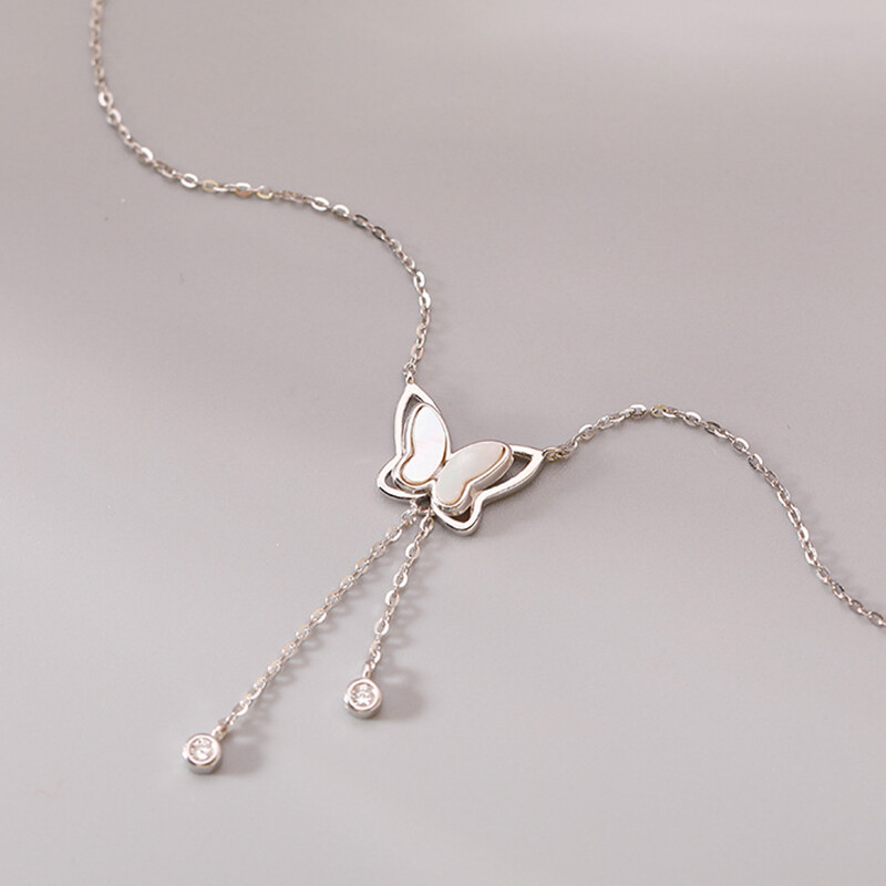 New Shiny Butterfly Necklace Ladies Exquisite Clavicle Chain Necklace Jewelry Bh