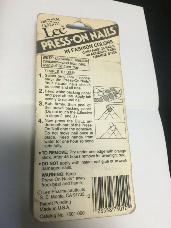 Lee Press on Nails In Fashion Colors Sequoia