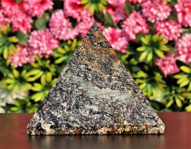 Large 170MM Natural Spinel in Matrix Healing Aura Chakra Spirit Stone Pyramid