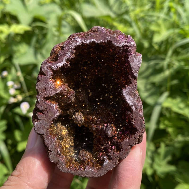 170g Electroplating color Natural Crystal Agate cave ornaments crystal cluster q