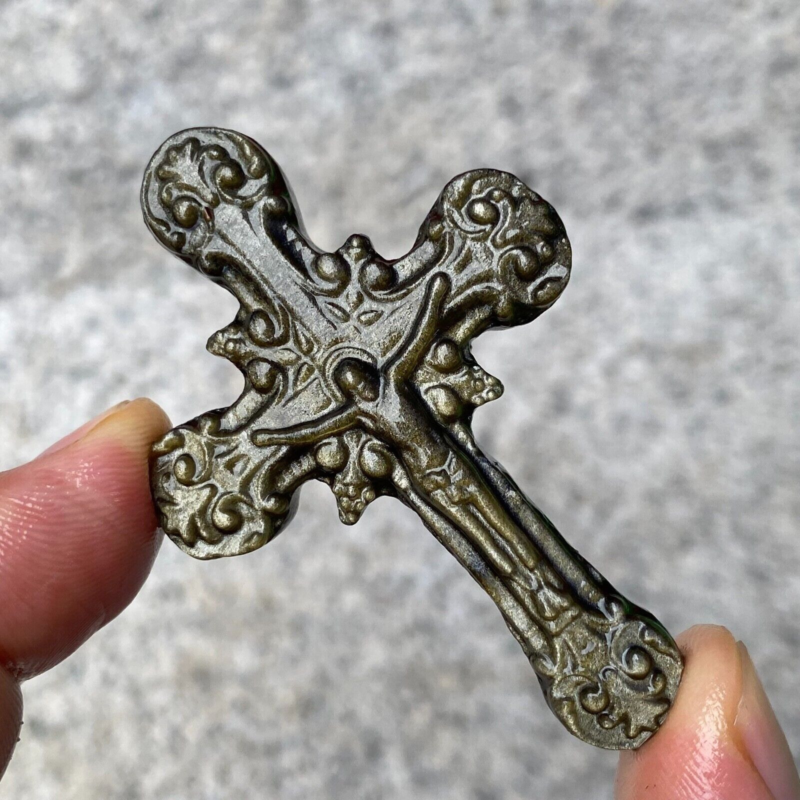 TOP Natural gold Obsidian Quartz cross crystal Hand Carved Healing 1PC