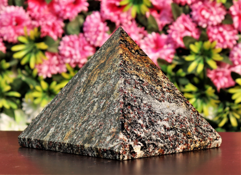 Large 170MM Natural Spinel in Matrix Healing Aura Chakra Spirit Stone Pyramid