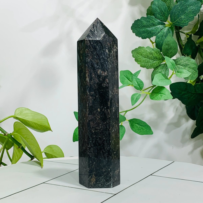 642g Natural Firework Stone Quartz Obelisk Crystal Wand Point Tower Healing