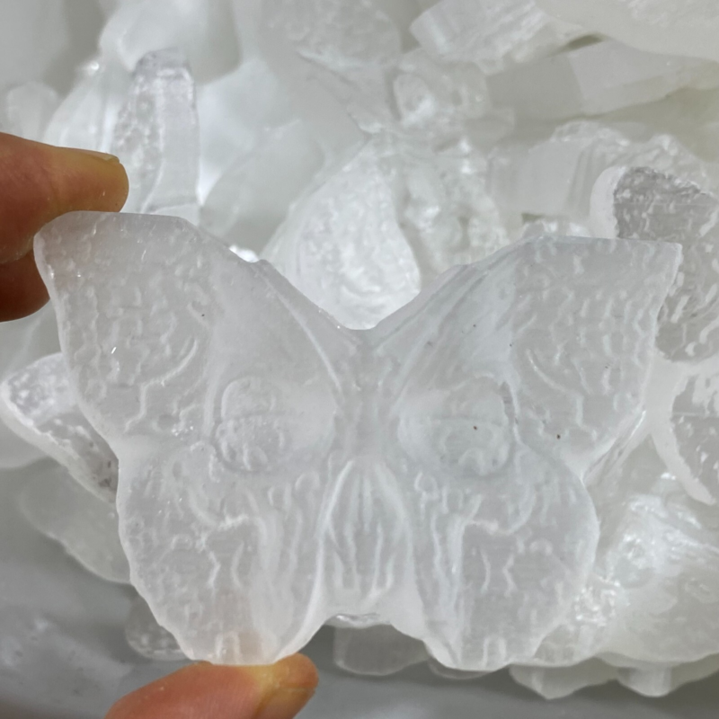 Natural Gypsum Selenite butterfly Hand Carved Quartz Crystal Reiki healing 1PC