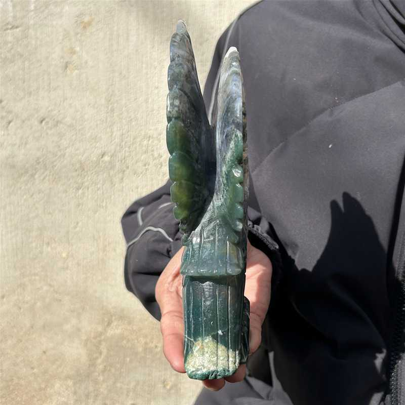 0.69kg Natural agate eagle skull carved Quartz Crystal skull Healing