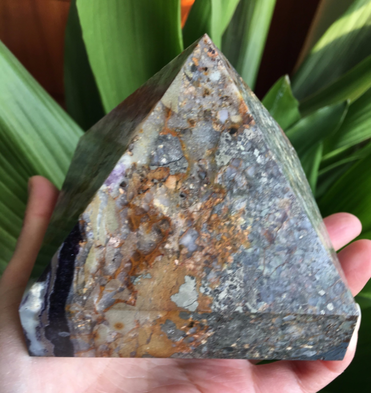 Natural  tourmaline&  fluorite&chalcopyrite& amethyst Crystal Gem Stone Pyramid