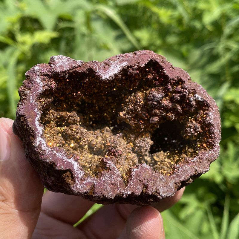 170g Electroplating color Natural Crystal Agate cave ornaments crystal cluster q