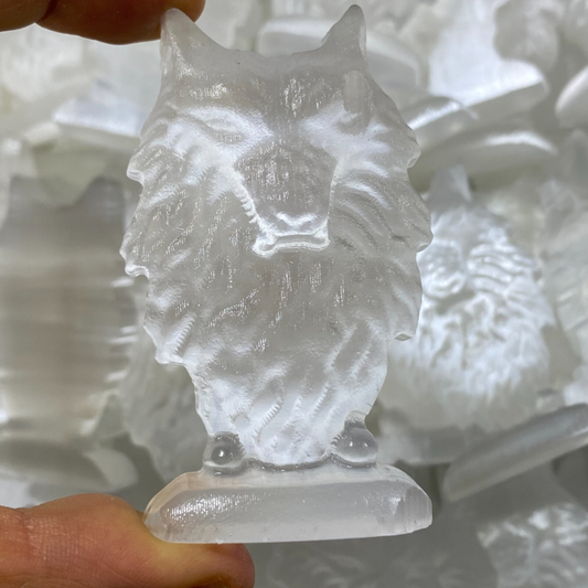 2"+Natural Gypsum Selenite  Wolf  Hand Carved Quartz Crystal Reiki healing 1PC