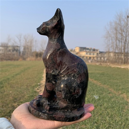 1.46kg Natural Carved Garnet Cat Figurines Reiki Quartz Crystal Skull Decor