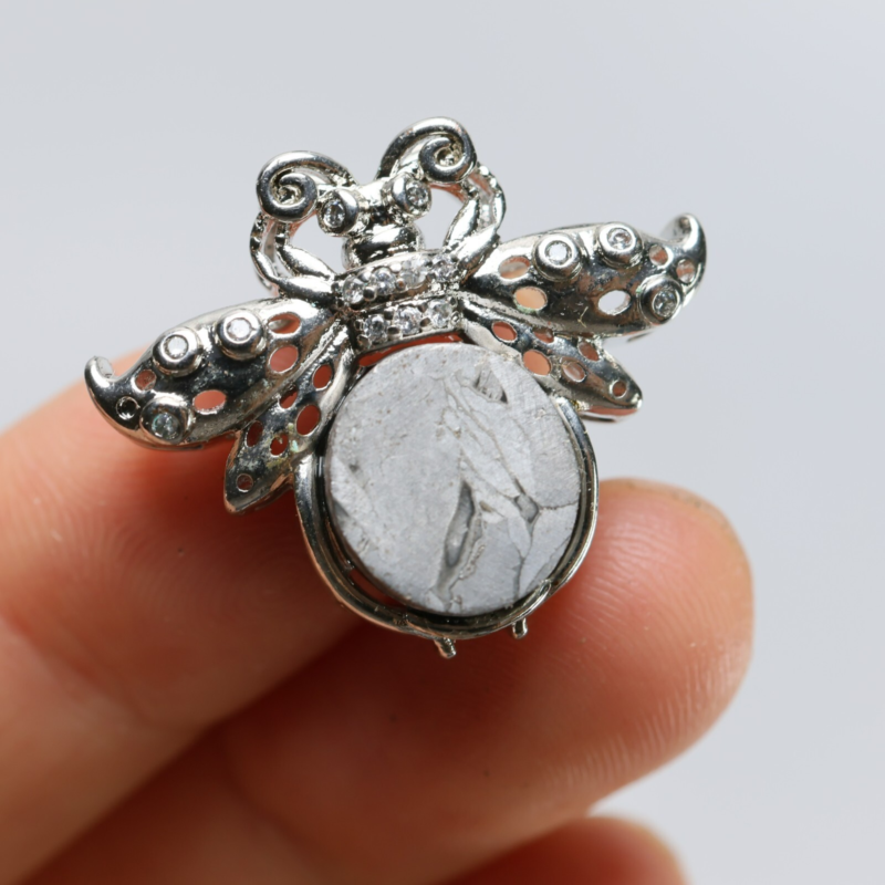 Muonionalusta meteorite Necklace pendant，Butterfly Pendant R1416