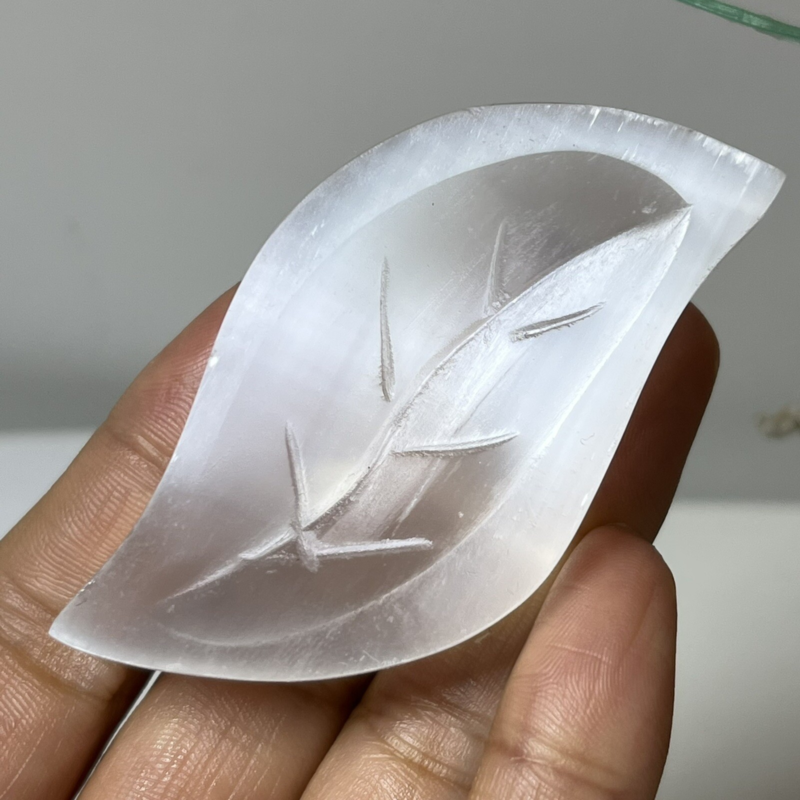 Natural Gypsum Selenite quartz leaves hand carved crystal healing ck20