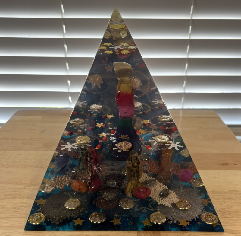 11x9x9  inches Orgonite Pyramid  Energy quartz crystal Metaphysical