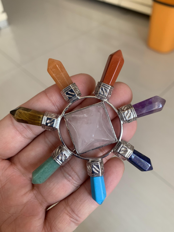 Top 1 Natural Seven-Pulse Wheel Launcher Quartz Crystal Point Pyramid Repair