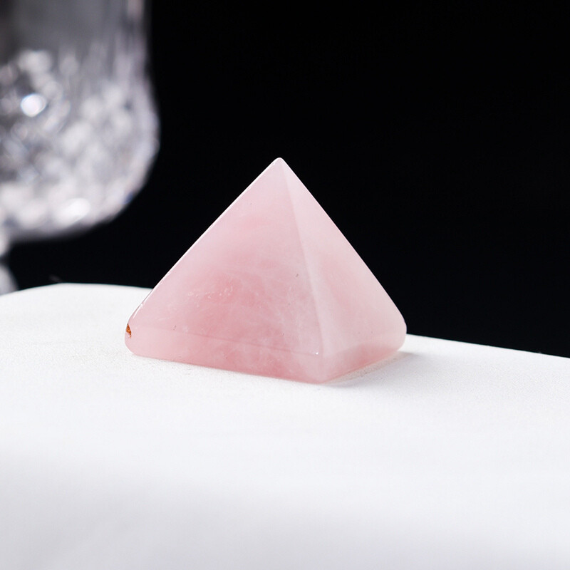 Natural Quartz Crystal Energy Tower Pyramid Healing Reiki Gemstone Decor Gift